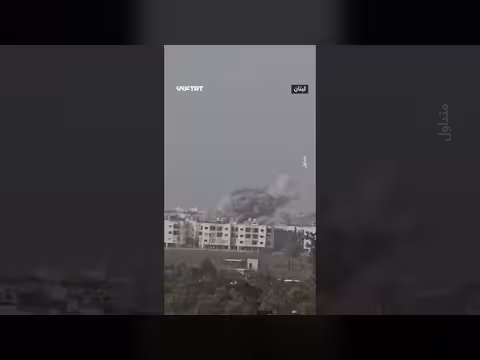 غارة إسرائيلية تهدم بناية سكنية في لبنان