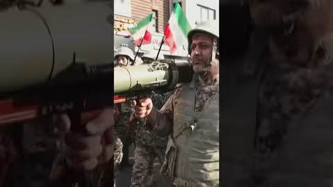 إيران: رفع العقوبات أولوية في أي مسار دبلوماسي