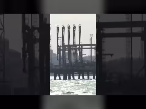 انقسام السلطة الإيرانية مع اختفاء خامنئي