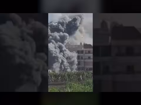 سقوط قذيفة إسرائيلية على مبانٍ في بلدة معركة جنوب لبنان