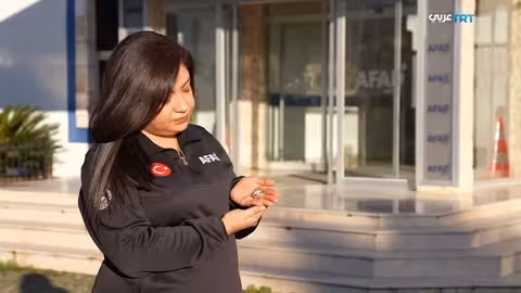 ابنة موظف آفاد: الزلزال غيّر حياتي وأكملت مسيرة والدي