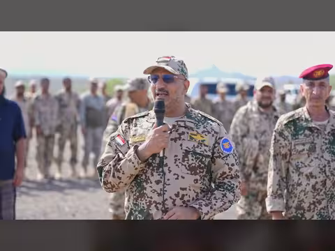 الفريق طارق صالح: حربنا ضد الحوثي بدأت قبل عقدين