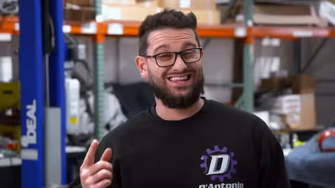 سيارات الأحلام: جيب شيروكي 1980 - نظرة على كلاسيكية الشرق ديسكفري