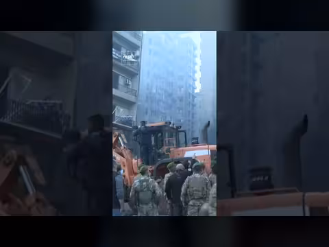 دمار كبير في كورنيش المزرعة بعد غارات إسرائيلية