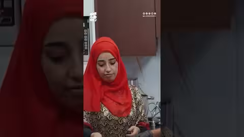 قصة الملوخية: كيف تحولت من نبات سام إلى طبق الملوك | حوار مطبخين