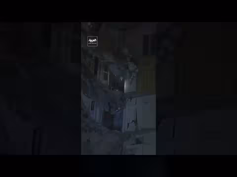 غارة إسرائيلية تدمر مبنى في بيروت