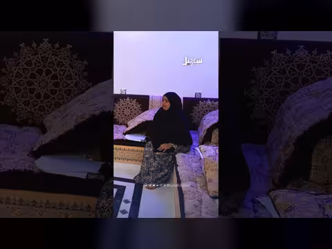 مشهد مؤثر: دعوات أم مستنجدة بفلذة كبدها الدرس الأخير