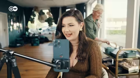 ريبورتاج | ترويج الأحجار الكريمة على وسائل التواصل الاجتماعي واستغلال العاملين | وثائقية دي دبليو