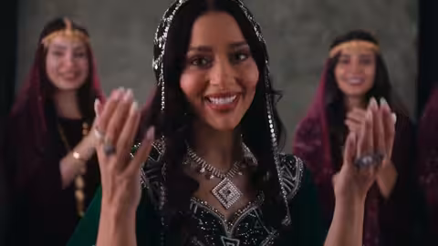 Balqees - Lagat Alaysh Al Saltana (Official Music Video) | بلقيس - لاقت عليش السلطنة