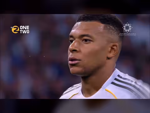 هل يجب على ريال مدريد التخلي عن مبابي أو فينيسيوس؟