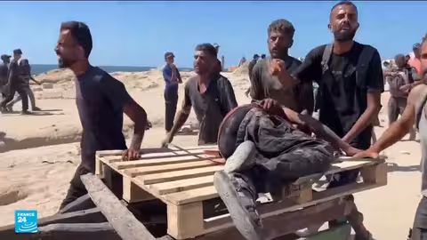 تحقيق يكشف عن ظروف توزيع المساعدات في غزة وإصابات المدنيين