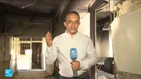 استهداف سجن إيفين في إيران: قتلى وجرحى وتضارب في الأرقام