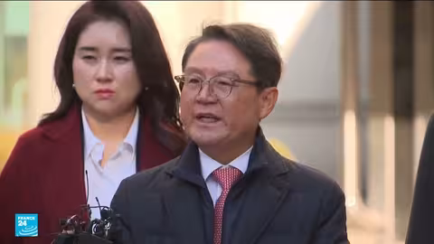 السجن مدى الحياة ليون سوك يول بتهمة التمرد في كوريا الجنوبية