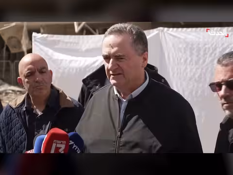 وزير دفاع إسرائيل يتفقد موقع القصف الإيراني في عراد