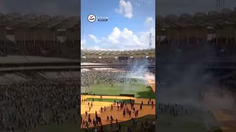 كينيا: شرطة تفرق متظاهرين بالغاز المسيل للدموع بعد تشييع زعيم المعارضة