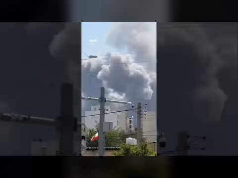 8 انفجارات قرب طهران واستهداف قاعدة عسكرية في بوشهر