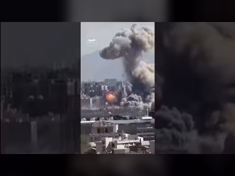 غارات إسرائيلية وأمريكية على طهران. . ورد من الحرس الثوري