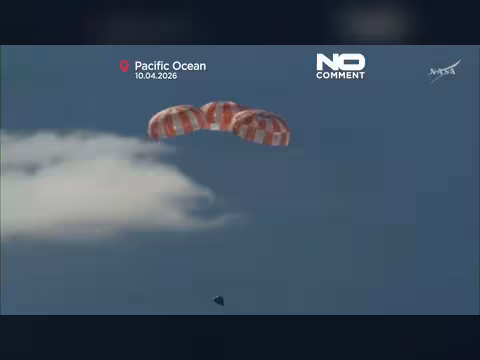 هبوط كبسولة أرتيميس 2 في المحيط الهادئ
