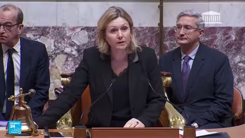 حكومة لوكورنو تنجو من تصويتين لحجب الثقة