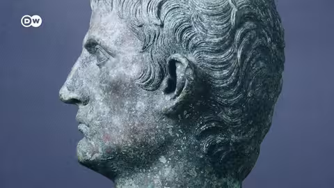 وثائقي | ظهور تمثال برونزي مزور للإسكندر الأكبر في صفقة استيعاد في اليونان | وثائقية دي دبليو