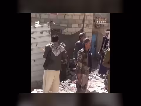 مليشيا الحوثي تقتحم قرية في إب وتختطف 15 مواطناً