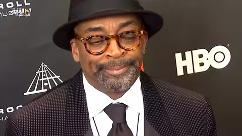 كيف غيّر مخرج جريء قواعد اللعبة وتصدّى للعنصرية عبر الشاشة؟ | الشرق الوثائقية