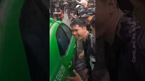 مظاهرة في تايلاند: متظاهرون يدوسون صورة نتنياهو وعلم إسرائيل