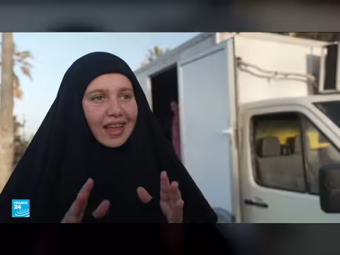 12 عاملا صحيا يقتلون في غارة إسرائيلية بجنوب لبنان