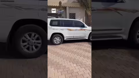 دفن سيف الإسلام القذافي بجوار شقيقه خميس في بني وليد