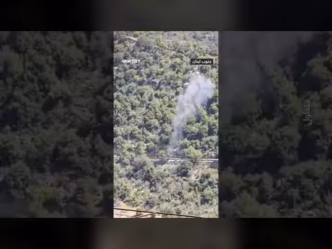 الاحتلال يستهدف طاقماً صحفياً في لبنان