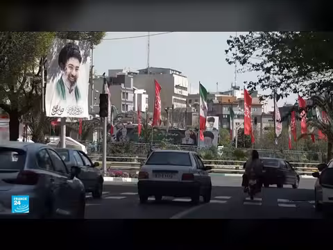 إسرائيل تعلن شن غارات على طهران
