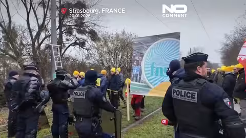 احتجاجات مزارعين ضد اتفاق تجاري بين الاتحاد الأوروبي وميركوسور