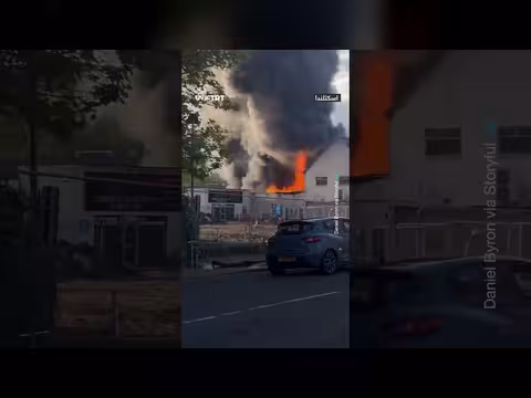 انهيار سقف مبنى تجاري في غلاسكو