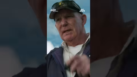 قروش تهاجم الغواصين