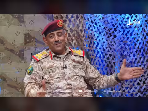 حكاية محارب مع قائد اللواء 203