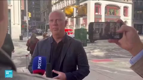 مبعوث بوتين: عقوبات النفط لن تؤثر على روسيا وحوار مع واشنطن مستمر