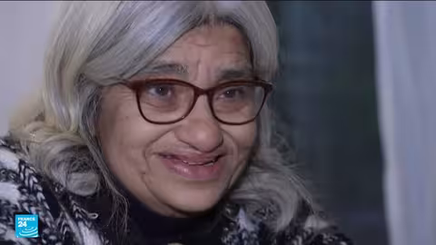 اعتقال علاء عبد الفتاح وإضراب والدته احتجاجاً