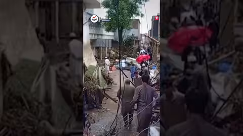 تحطم مروحية إغاثة في باكستان ومقتل طاقمها بسبب سوء الأحوال الجوية