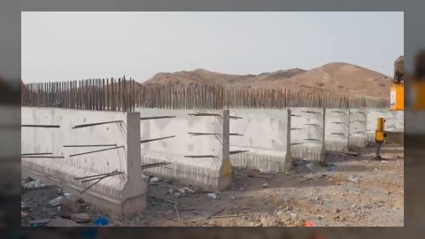 انسجام أمريكي - لبناني حول سلاح حزب الله وتجاهل إسرائيلي لصفقة غزة.